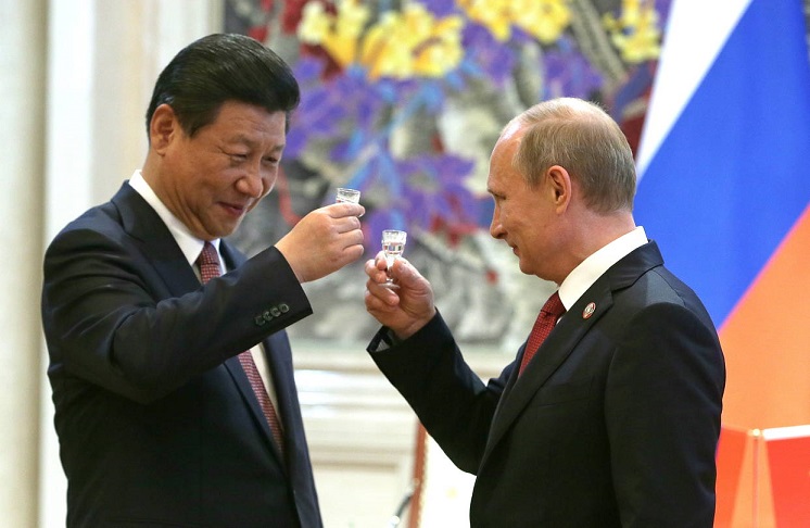 le democrazie sono cadute in letargia, oggi Cina e Russia scrivono la storia
